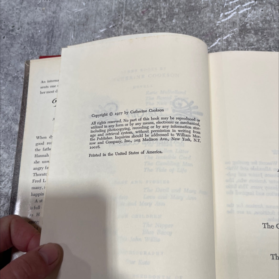 the girl book, by catherine cookson, 1977 Hardcover image 3