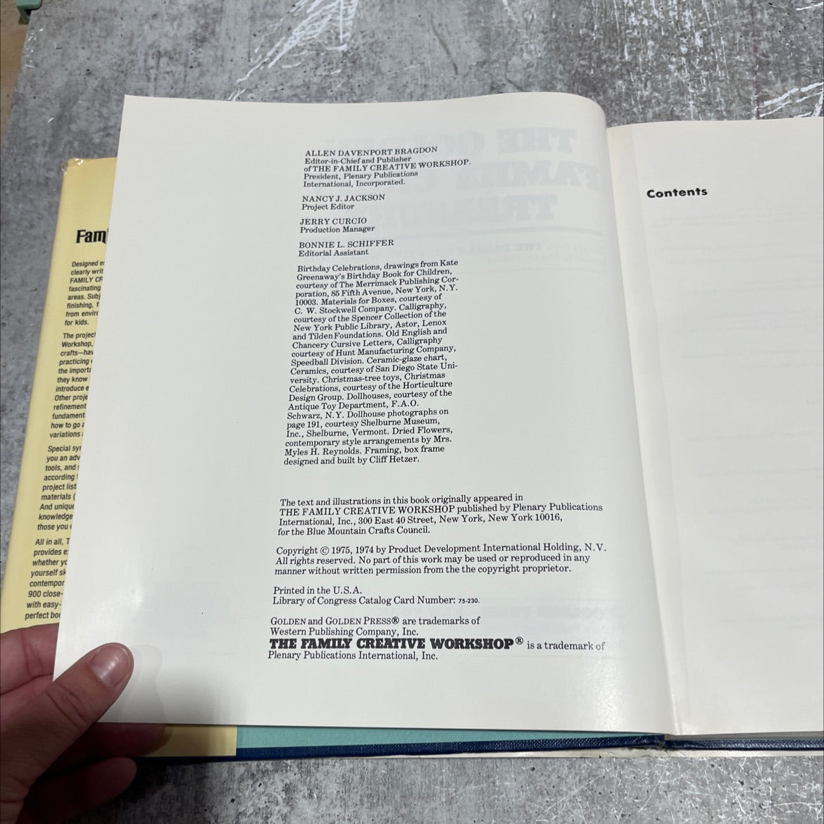 the golden family craft treasury book, by unknown, 1975 Hardcover image 3