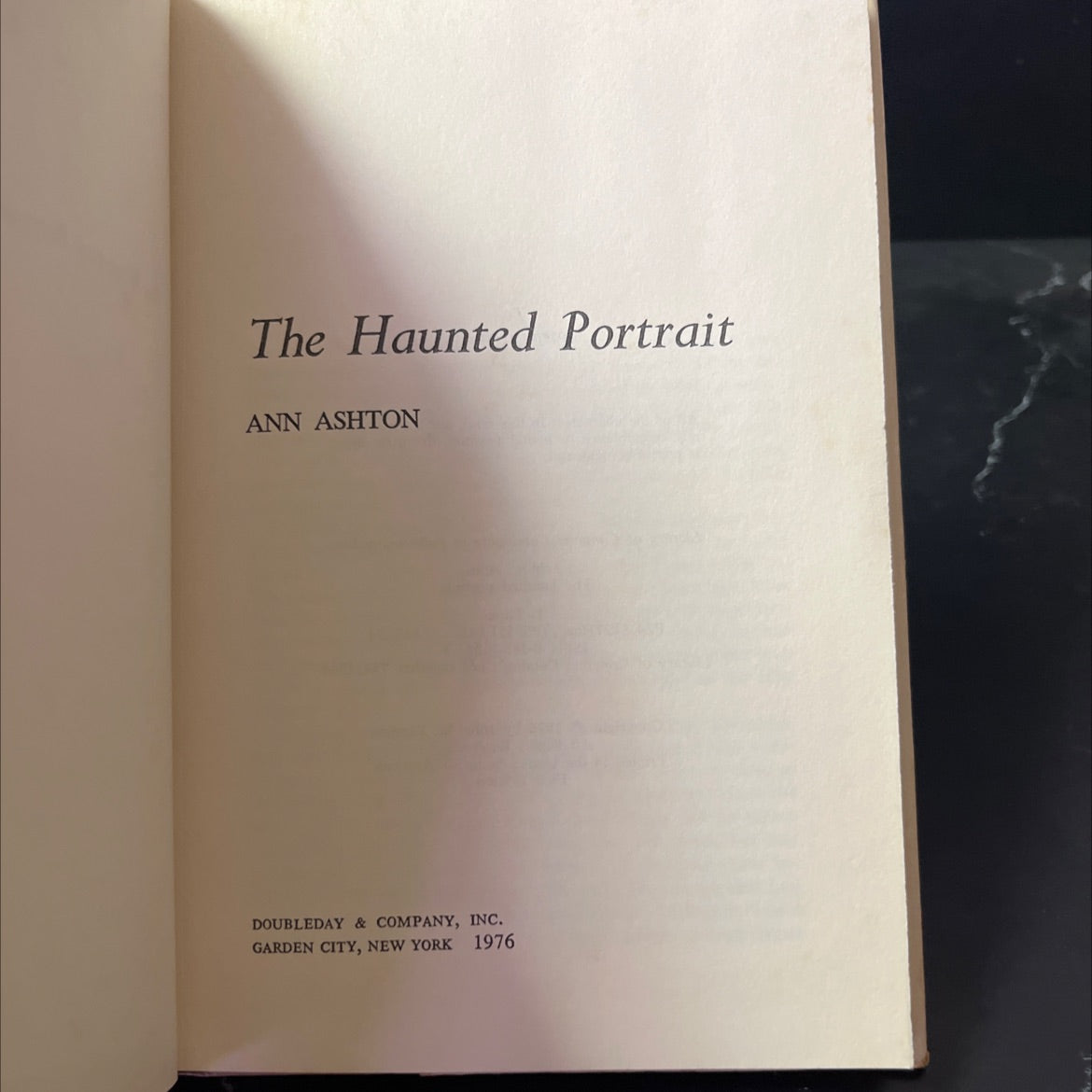 the haunted portrait book, by ann ashton, 1976 Hardcover image 2