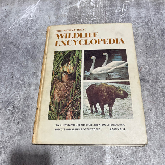 the international wildlife encyclopedia book, by dr. maurice burton, robert burton, 1970 Hardcover image 1
