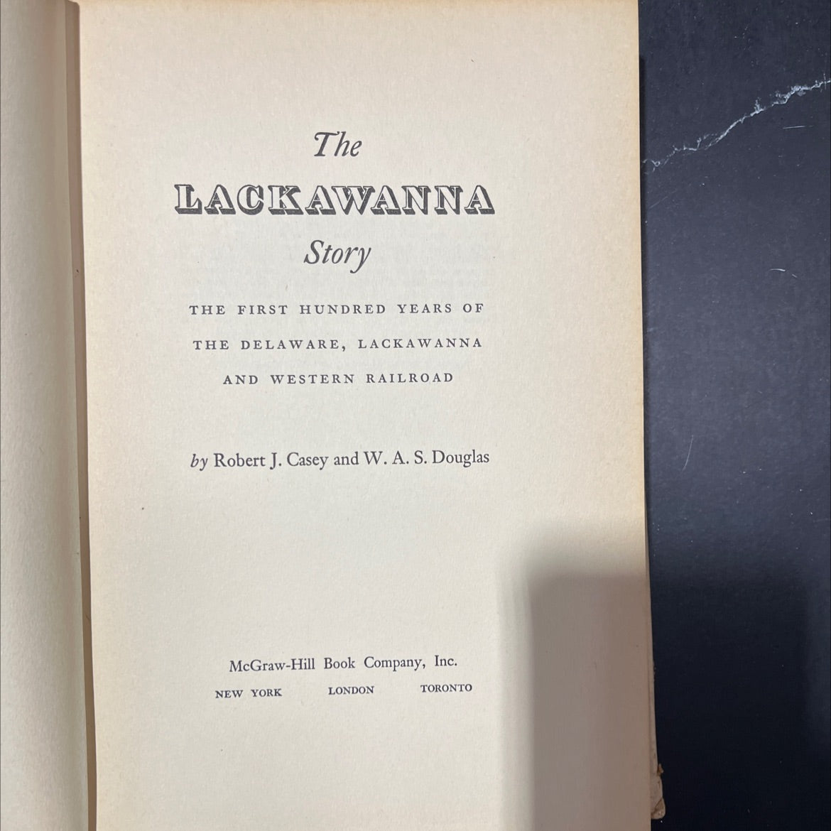 the lackawanna story the first hundred years of the delaware, lackawanna and western railroad book, by Robert J. Casey image 2