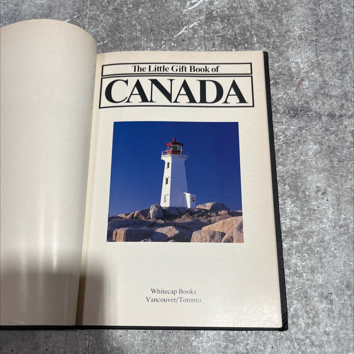 the little gift book of canada book, by Elaine Jones, 1989 Hardcover image 2