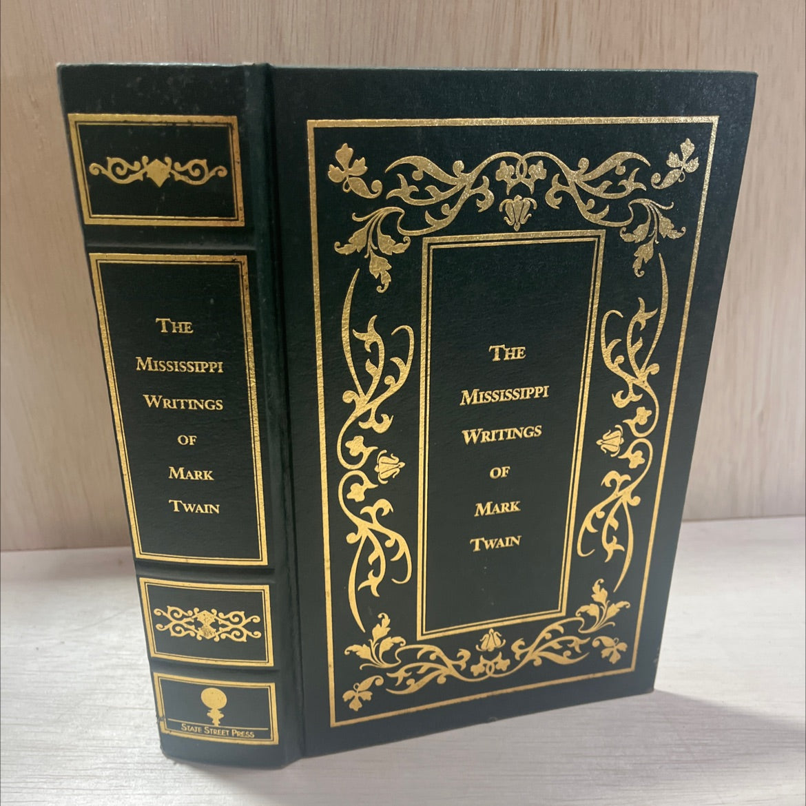 the mississippi writings of mark twain book, by mark twain, 2001 Leather image 1