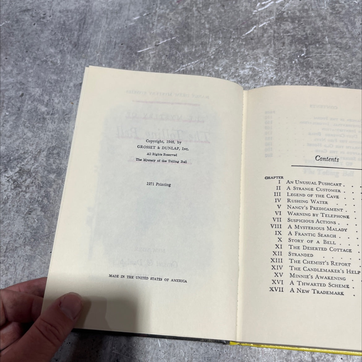 the mystery of the tolling bell book, by carolyn keene, 1971 Hardcover image 3