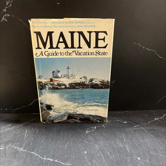 the new american guide series maine a guide to the vacation state book, by ray bearse, 1969 Hardcover image 1