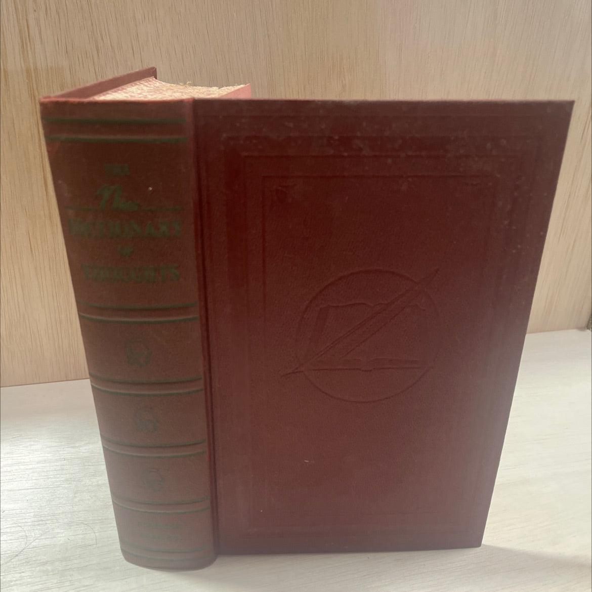 the new dictionary of thoughts book, by tryon edwards, c. n. catrevas, jonathan edwards, 1955 Hardcover, Vintage image 1