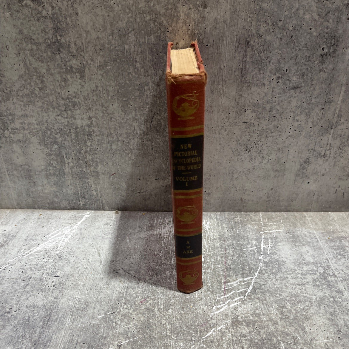 the new pictorial encyclopedia of the world book, by franklin dunham, 1955 Hardcover image 4