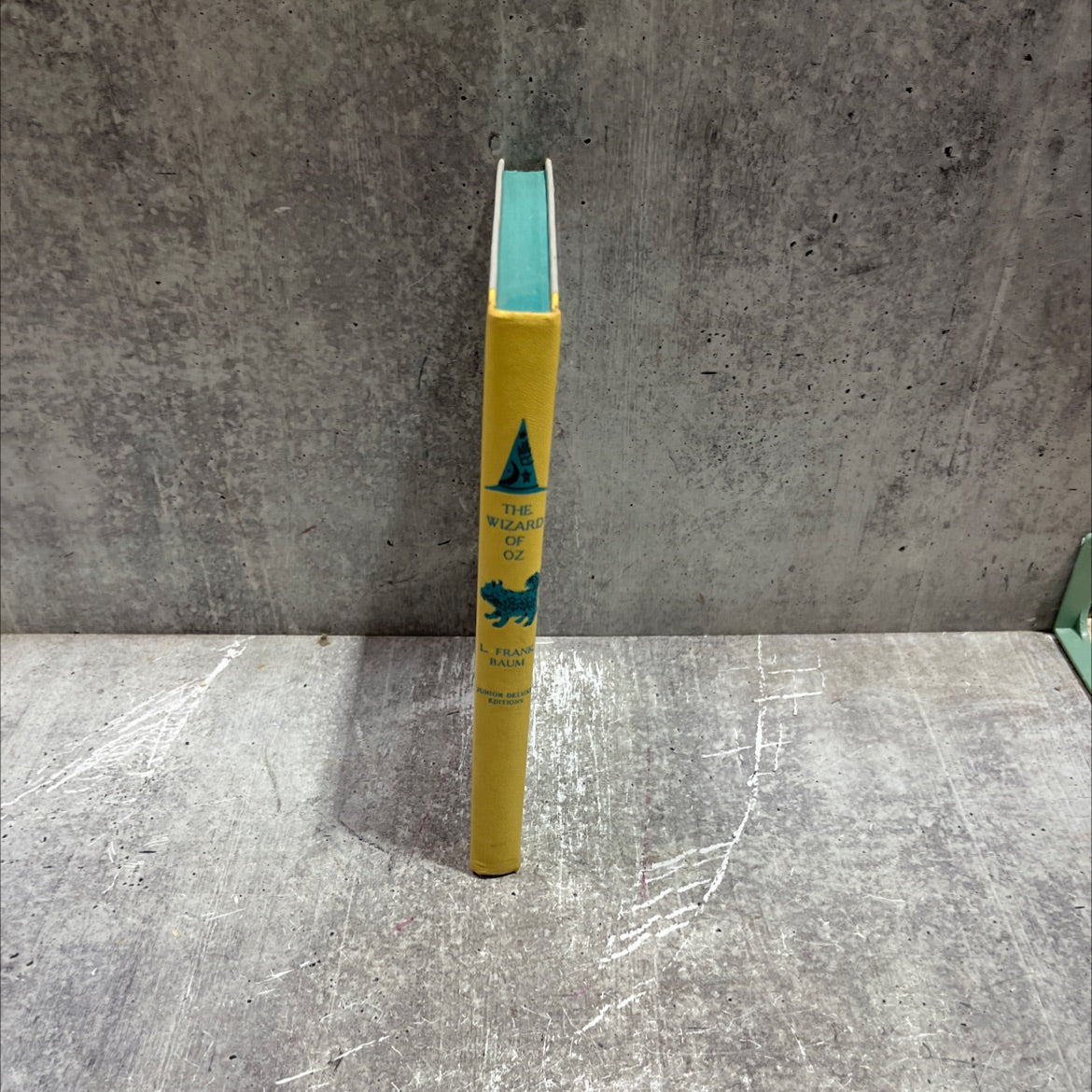 the new wizard of oz book, by l. frank baum, 1944 Hardcover image 4