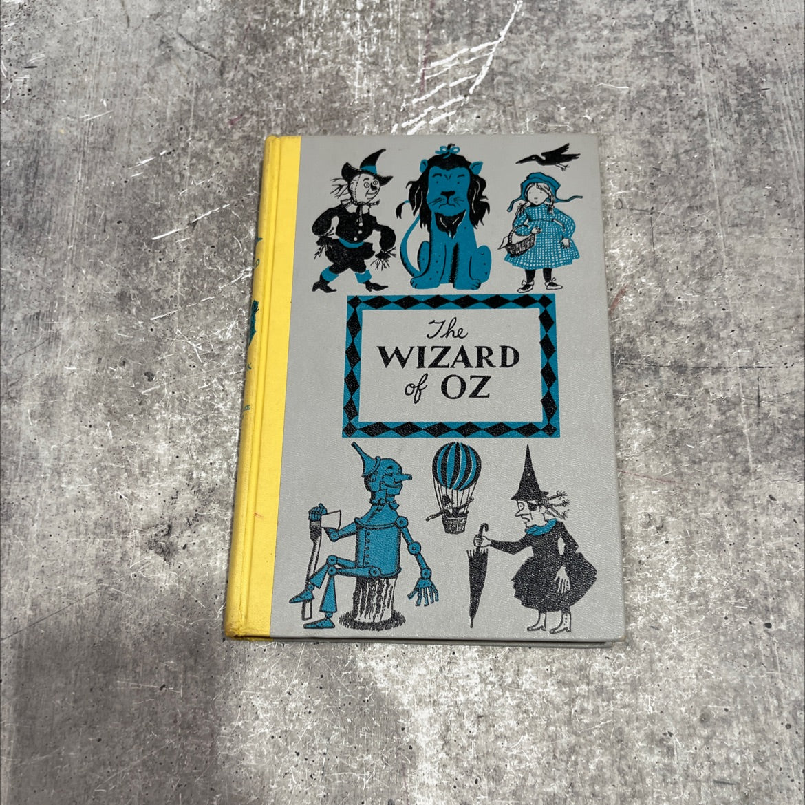 the new wizard of oz book, by l. frank baum, 1944 Hardcover image 1
