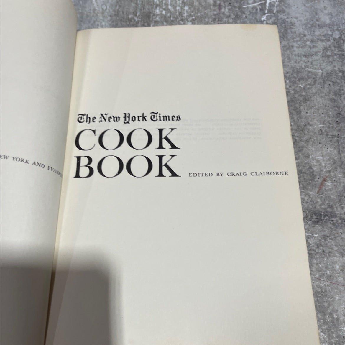 the new york times cook book book, by craig claiborne, 1961 Hardcover image 2