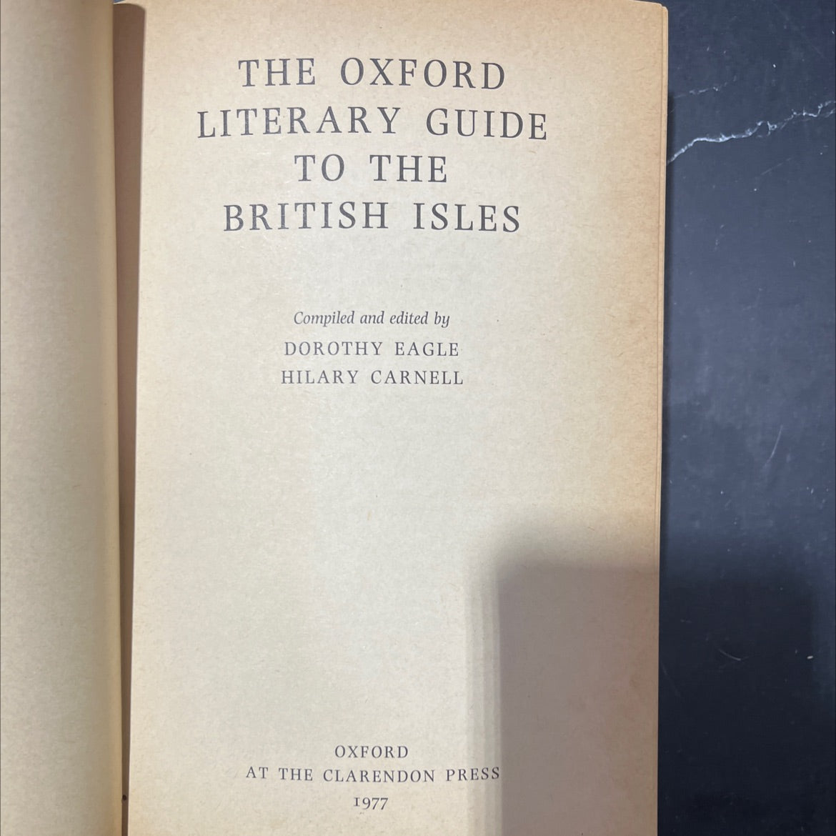 the oxford literary guide to the british isles book, by dorothy eagle, hilary carnell, 1977 Hardcover image 2