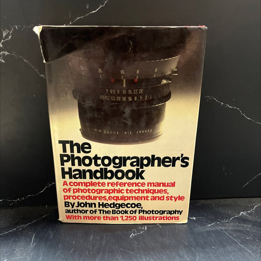 the photographer's handbook book, by john hedgecoe, 1978 Hardcover image 1