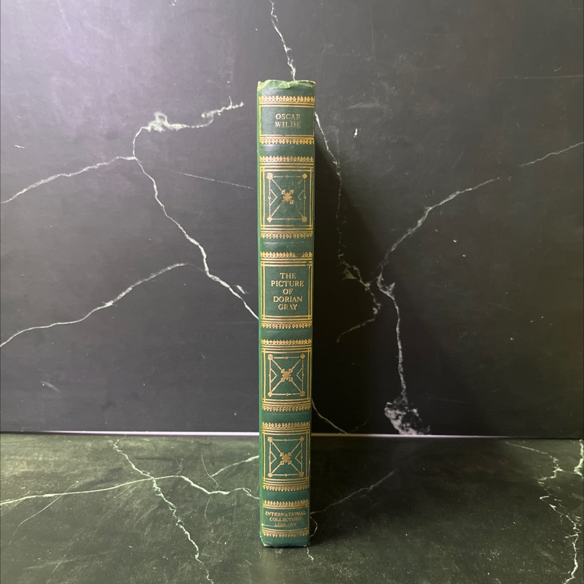 the picture of dorian gray with selected stories book, by oscar wilde, 2023 Hardcover image 1