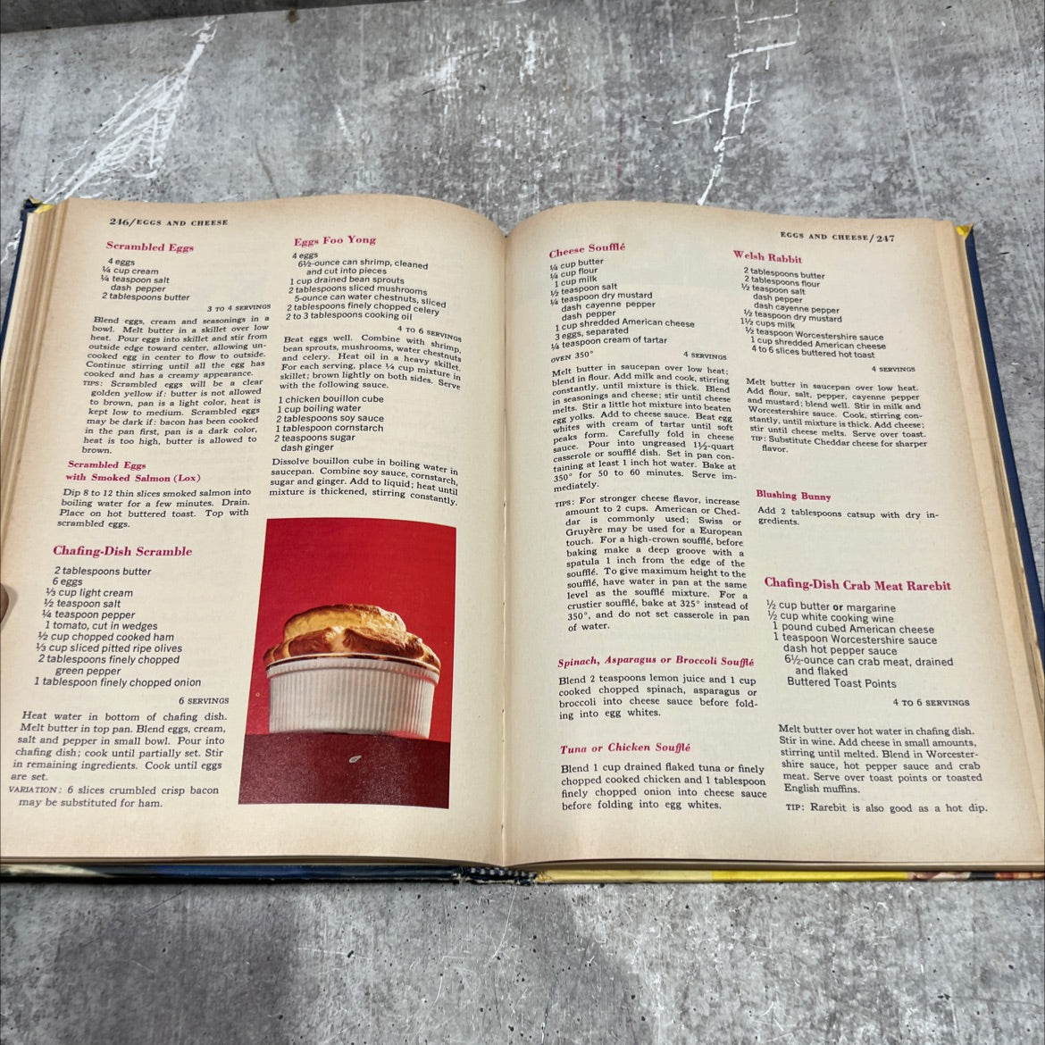 the pillsbury family cook book book, by unknown, 1970 Hardcover image 4