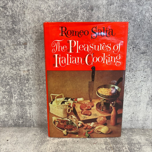 the pleasures of italian cooking book, by romeo salta, 1962 Hardcover image 1