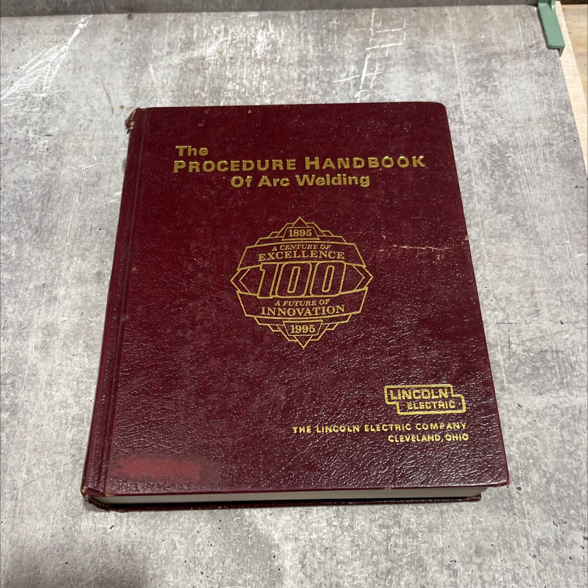 the procedure handbook of arc welding thirteenth edition book, by the lincoln electric company, 1994 Hardcover image 1