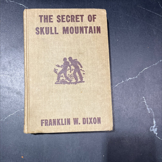 the secret of skull mountain book, by franklin w. dixon, 1948 Hardcover image 1