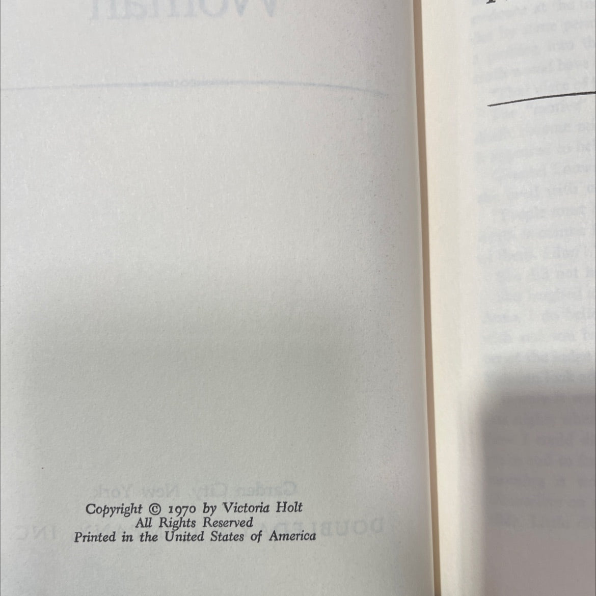 the secret woman book, by victoria holt, 1970 Hardcover image 3