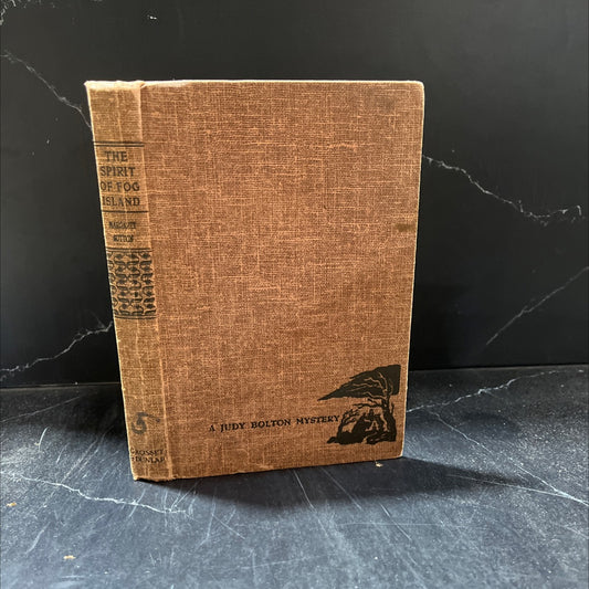 the spirit of fog island book, by Margaret Sutton, 1951 Hardcover image 1