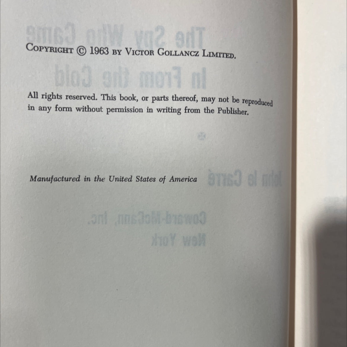 the spy who came in from the cold book, by John le Carré, 1963 Hardcover image 3