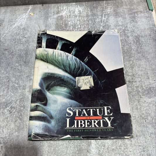the statue of liberty book, by christian blanchet, bertrand dard, 1985 Hardcover image 1