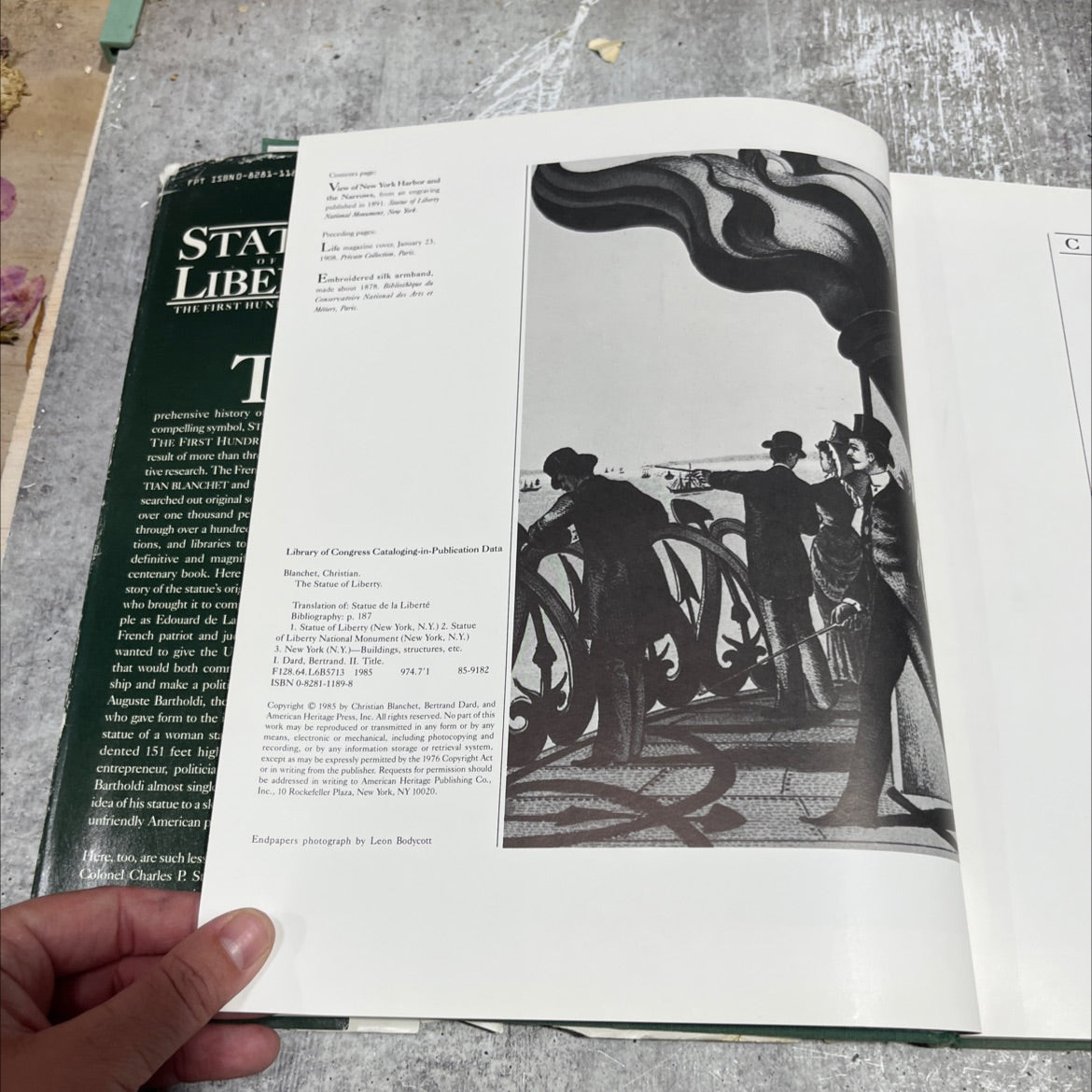 the statue of liberty book, by christian blanchet, bertrand dard, 1985 Hardcover image 3