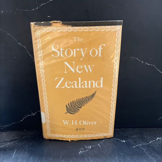 the story of new zealand book, by w. h. oliver, 1960 Hardcover image 1
