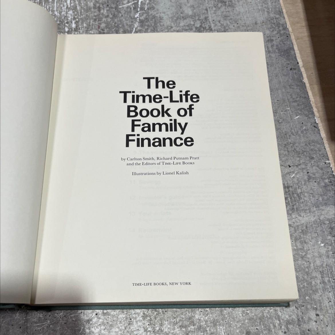 the time-life book of family finance book, by carlton smith, richard putnam pratt, 1970 Hardcover image 2