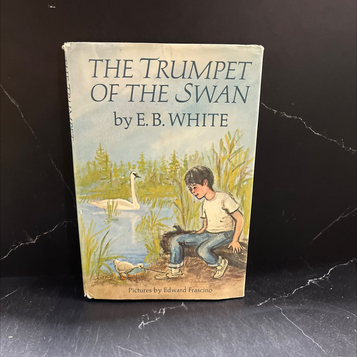 the trumpet of the swan book, by E. B. White, 1970 Hardcover image 1