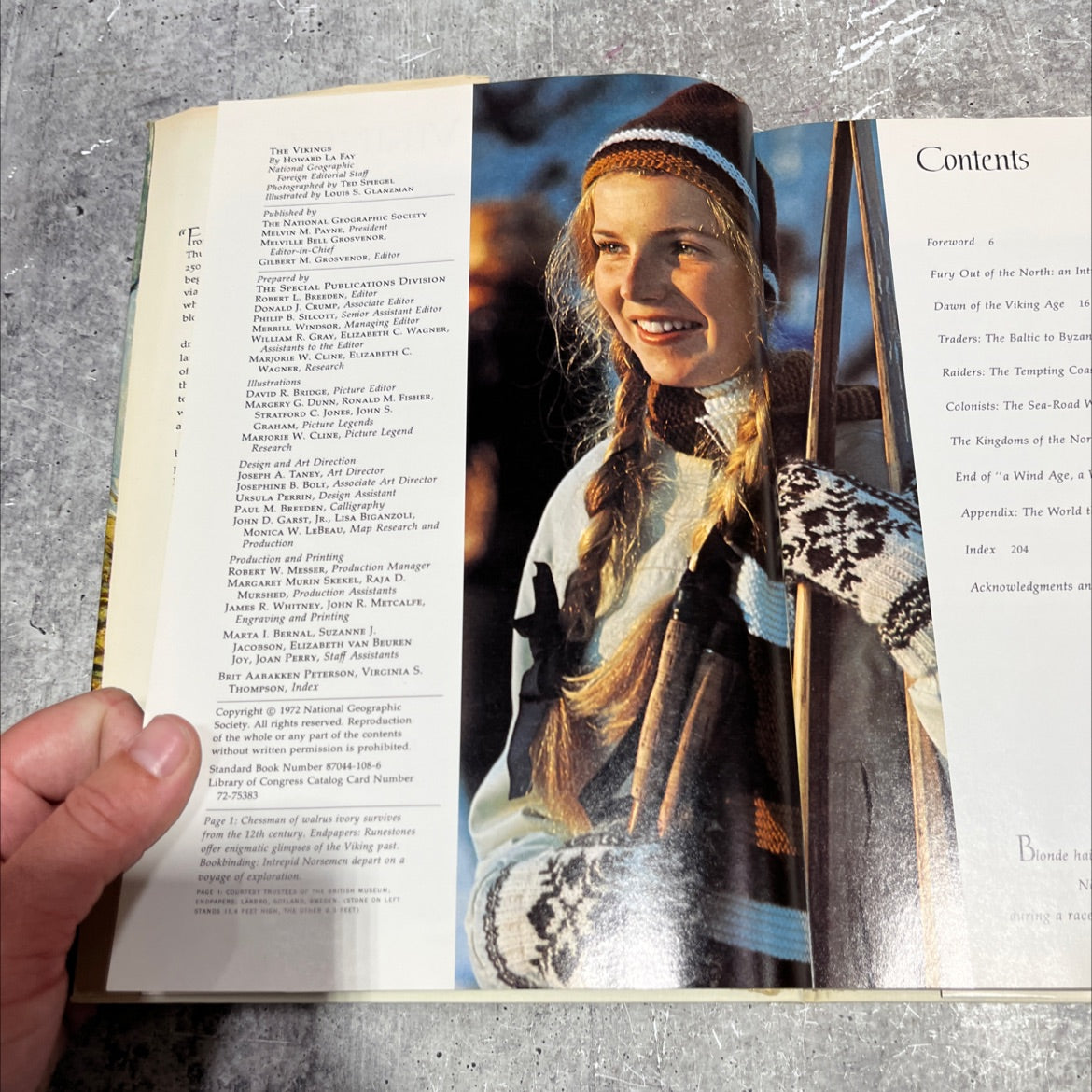 the vikings book, by howard la fay, 1972 Hardcover image 3