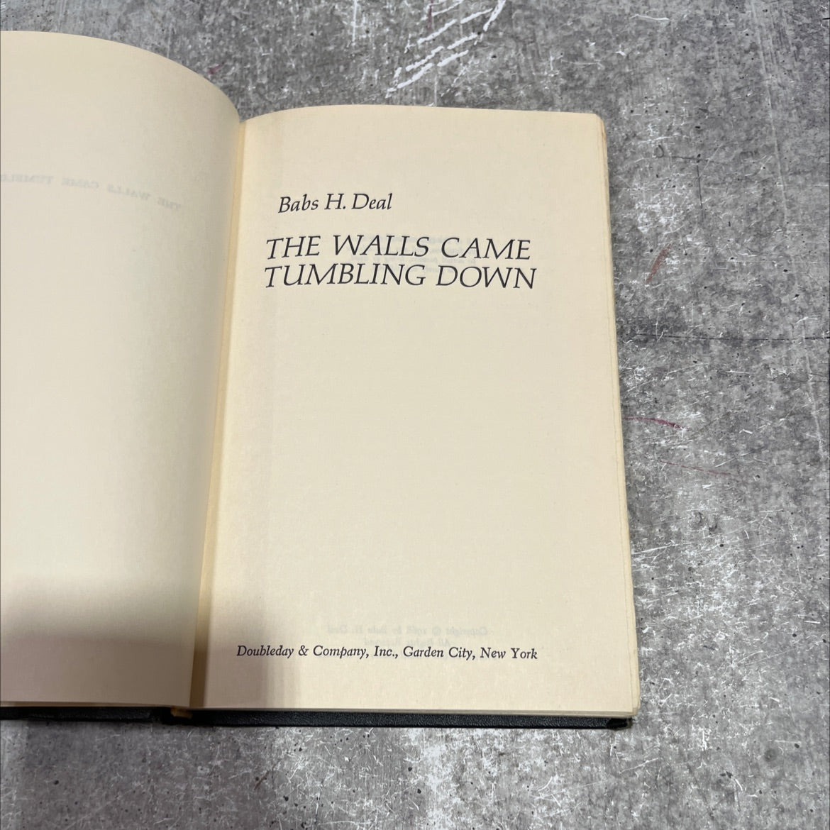 the walls came tumbling down book, by Babs H. Deal, 1968 Hardcover image 2