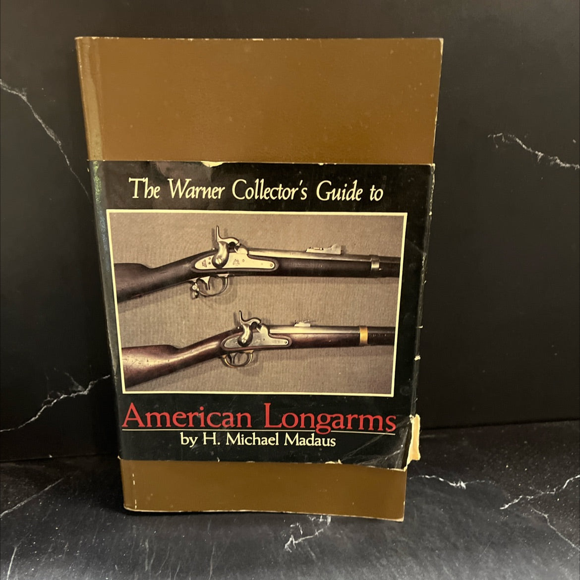 the warner collector's guide to american longarms book, by H. Michael Madaus, 1981 Paperback image 1