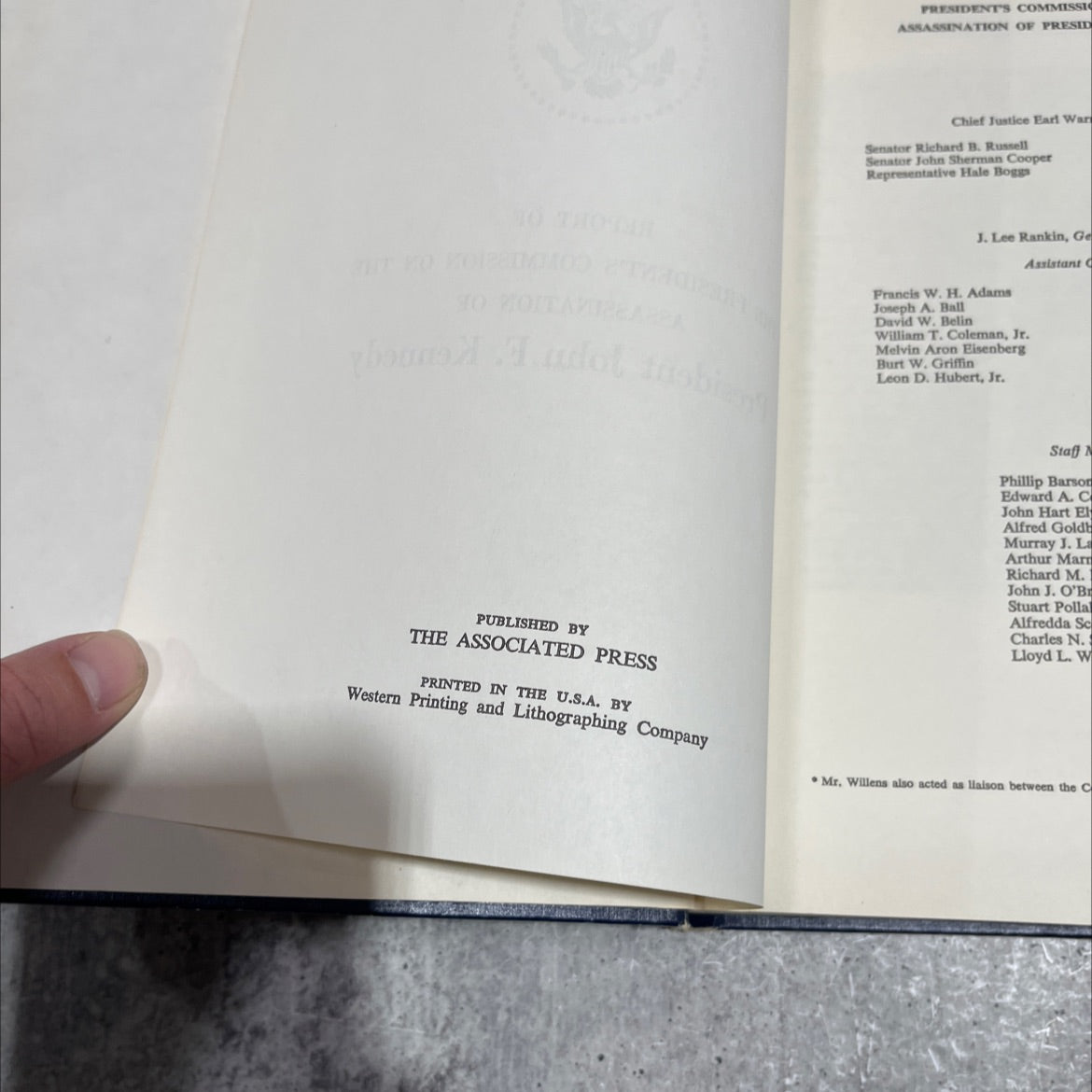 the warren report book, by president's commission on the assassination of president john f. kennedy, 1964 Hardcover image 3