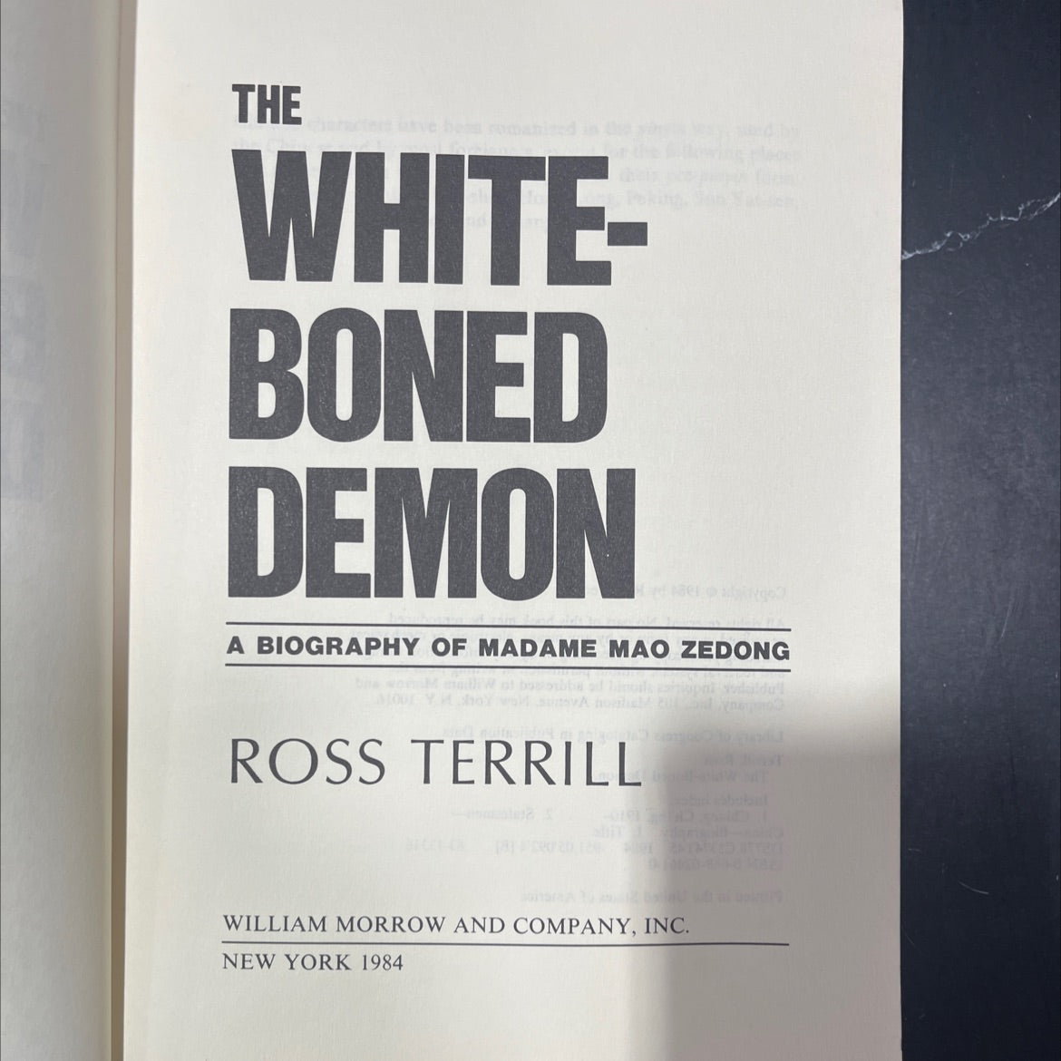 the white-boned demon a biography of madame mao zedong book, by Ross Terrill, 1984 Paperback image 2
