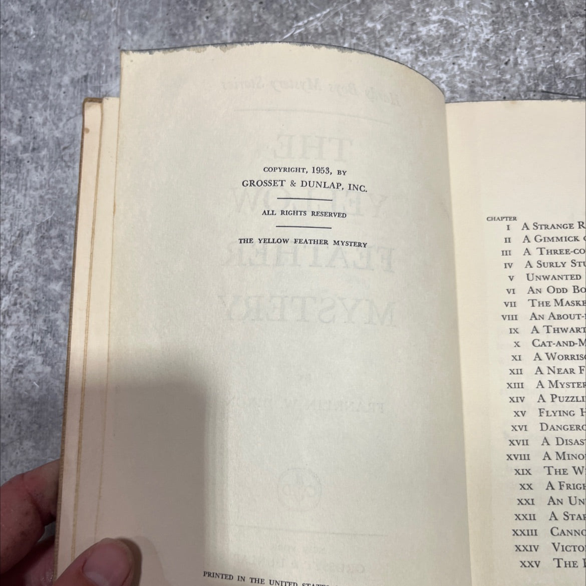 the yellow feather mystery book, by franklin w. dixon, 1953 Hardcover image 3