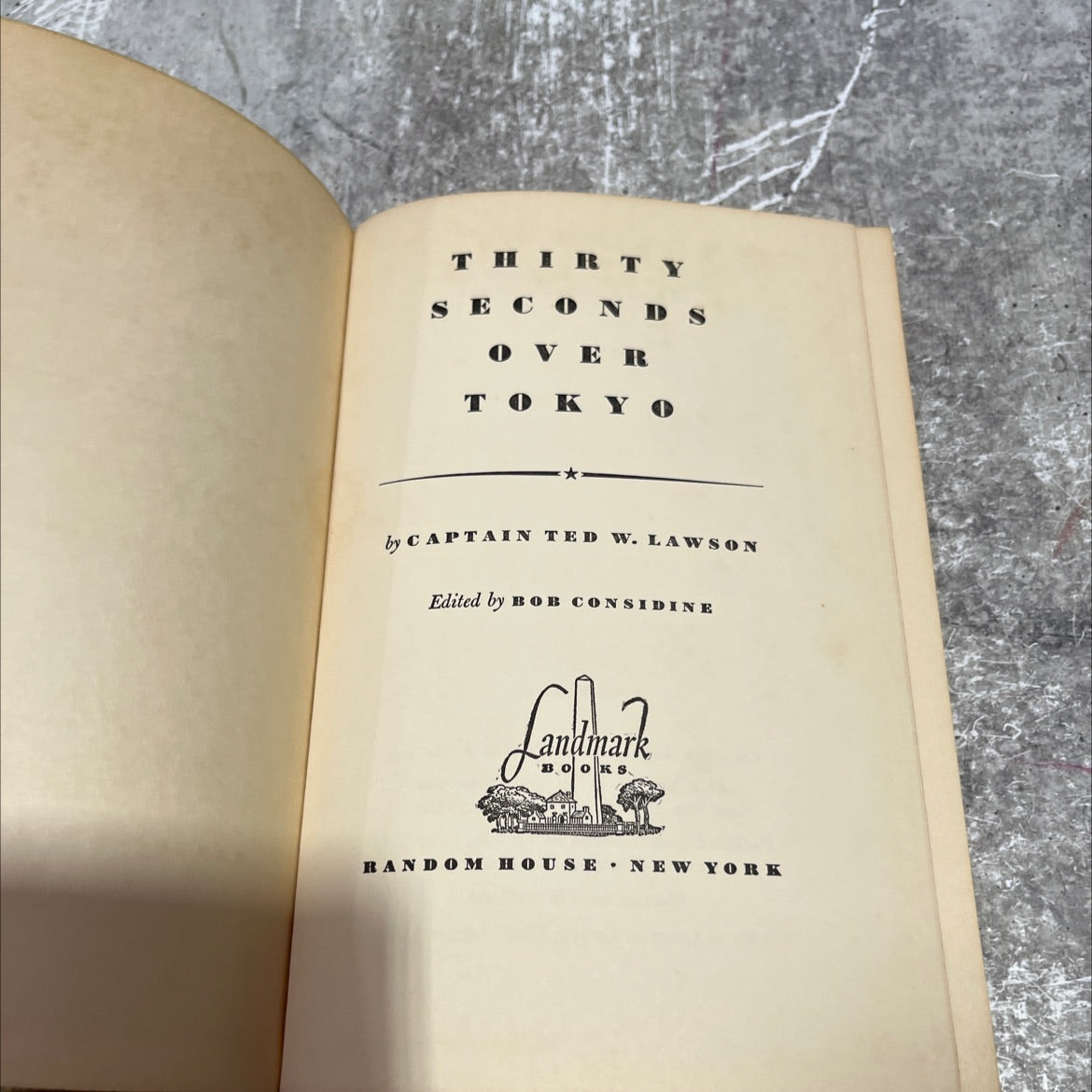 thirty seconds over tokyo book, by captain ted w. lawson, 1953 Hardcover image 2