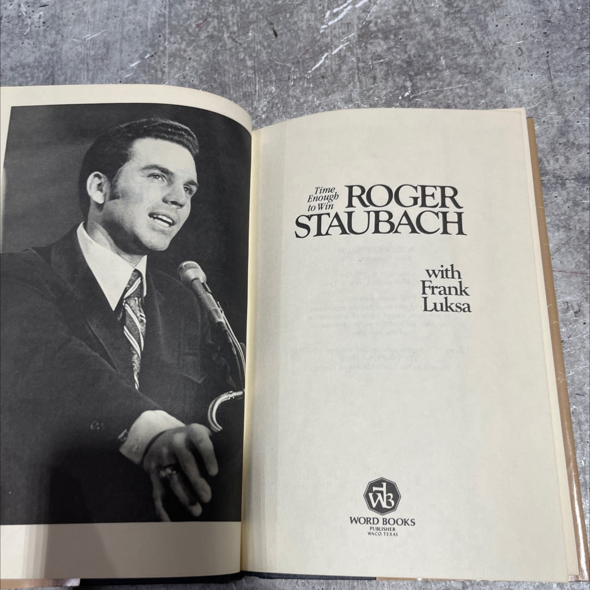 time enough to win book, by roger staubach, 1980 Hardcover image 2