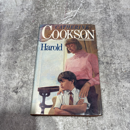 to mrs golightly and the mongrel book, by catherine cookson, 1985 Hardcover image 1