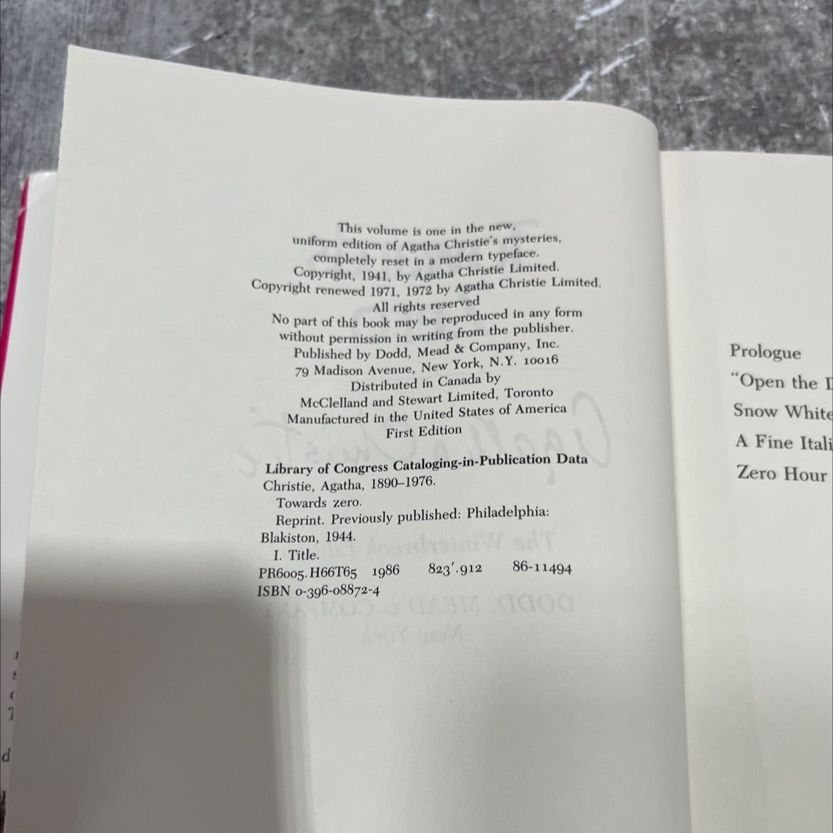 towards zero book, by agatha christie, 1972 Hardcover image 3