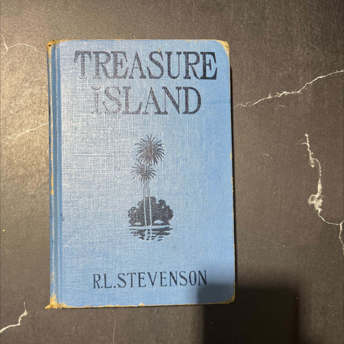treasure island book, by robert louis stevenson, 1970 Hardcover image 1