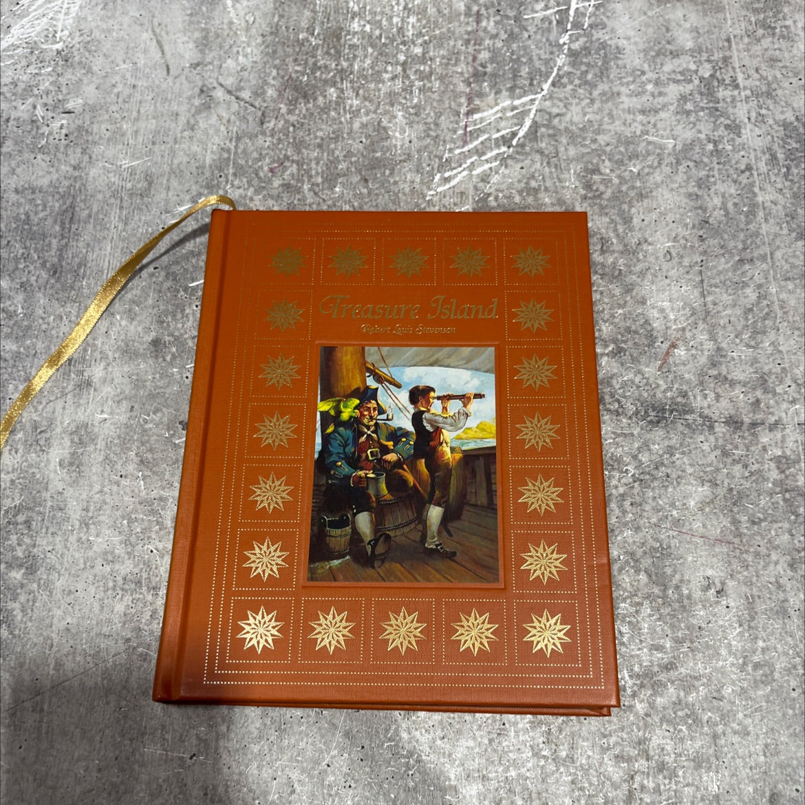 treasure island book, by robert louis stevenson, 2004 Hardcover image 1