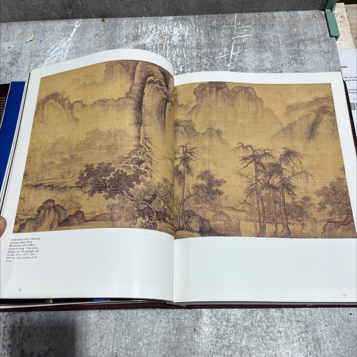 treasures of the smithsonian book, by edwards park, 1983 Leather image 4