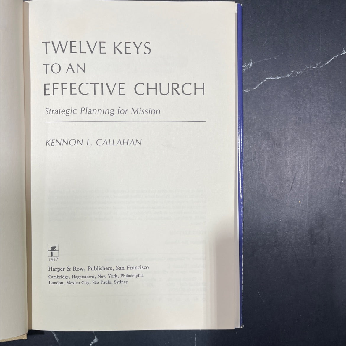 twelve keys to an effective church book, by kennon l. callahan, 1983 Hardcover image 2