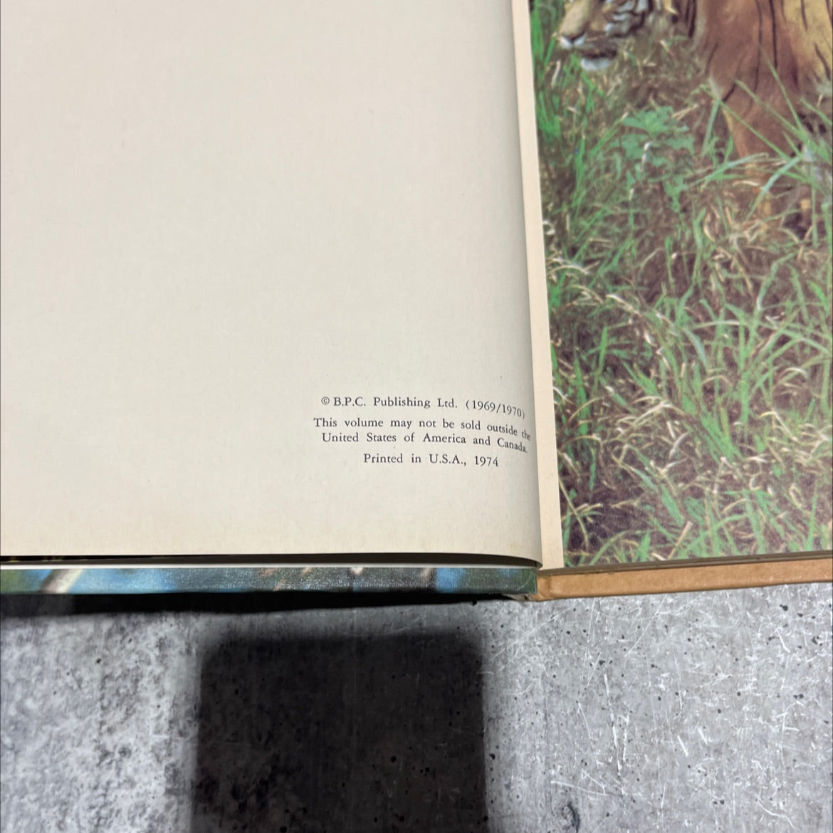uakari book, by dr. maurice burton and robert burton, 1974 Hardcover image 3