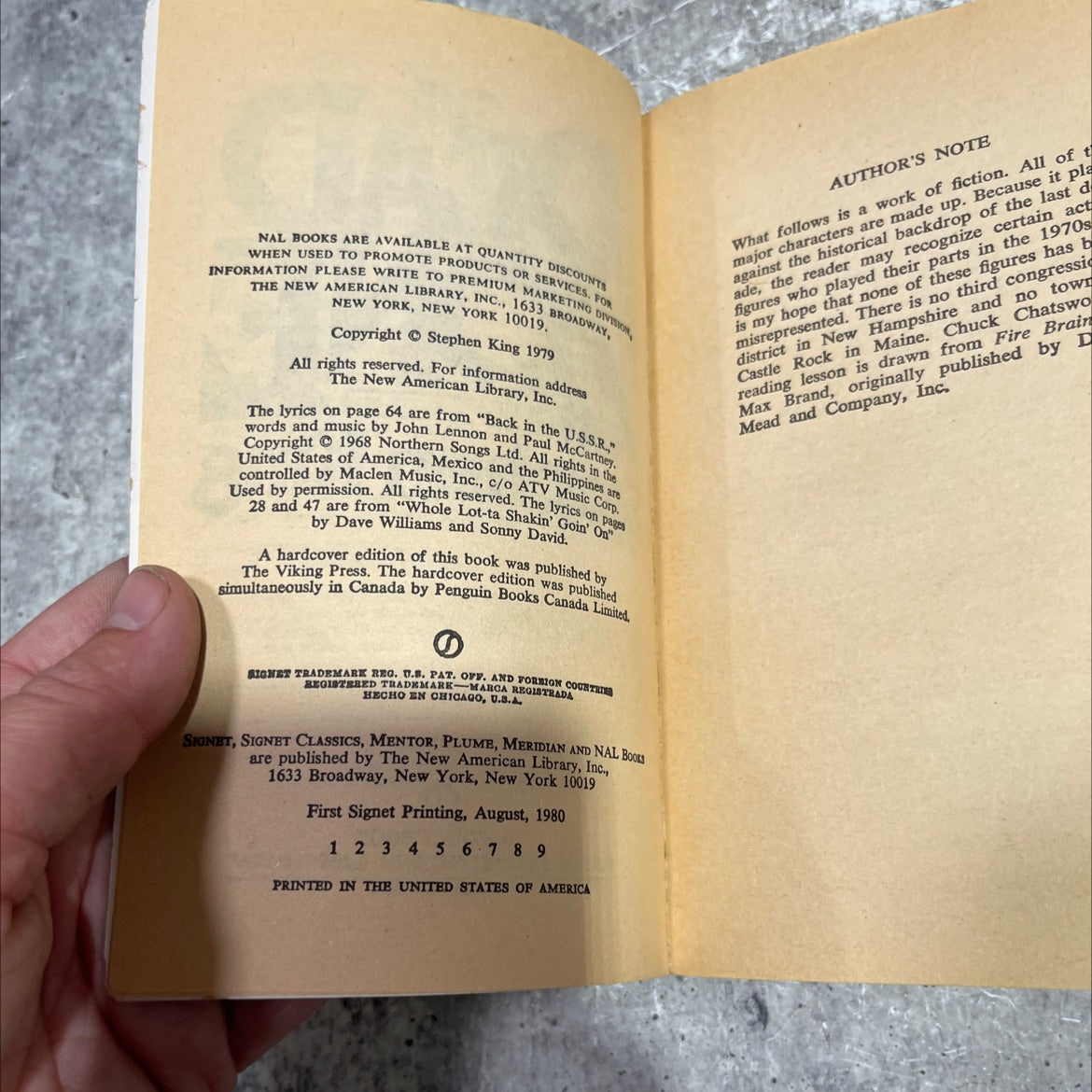 unknown book, by Stephen King, 1979 Paperback image 3
