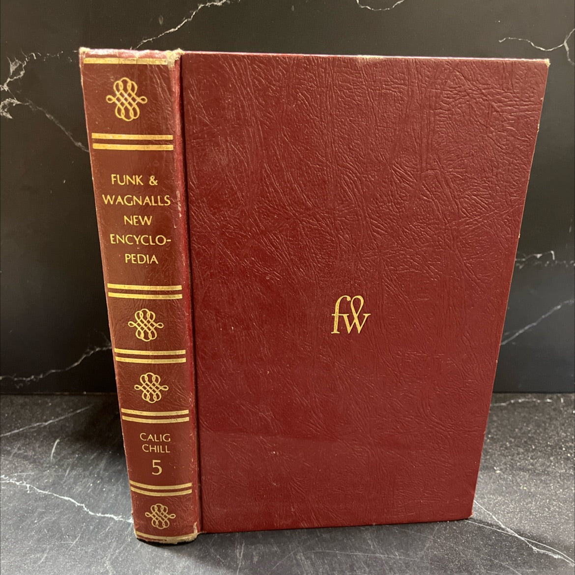 volume aligula to chillon opedia book, by joseph laffan morse, 1973 Leather image 1