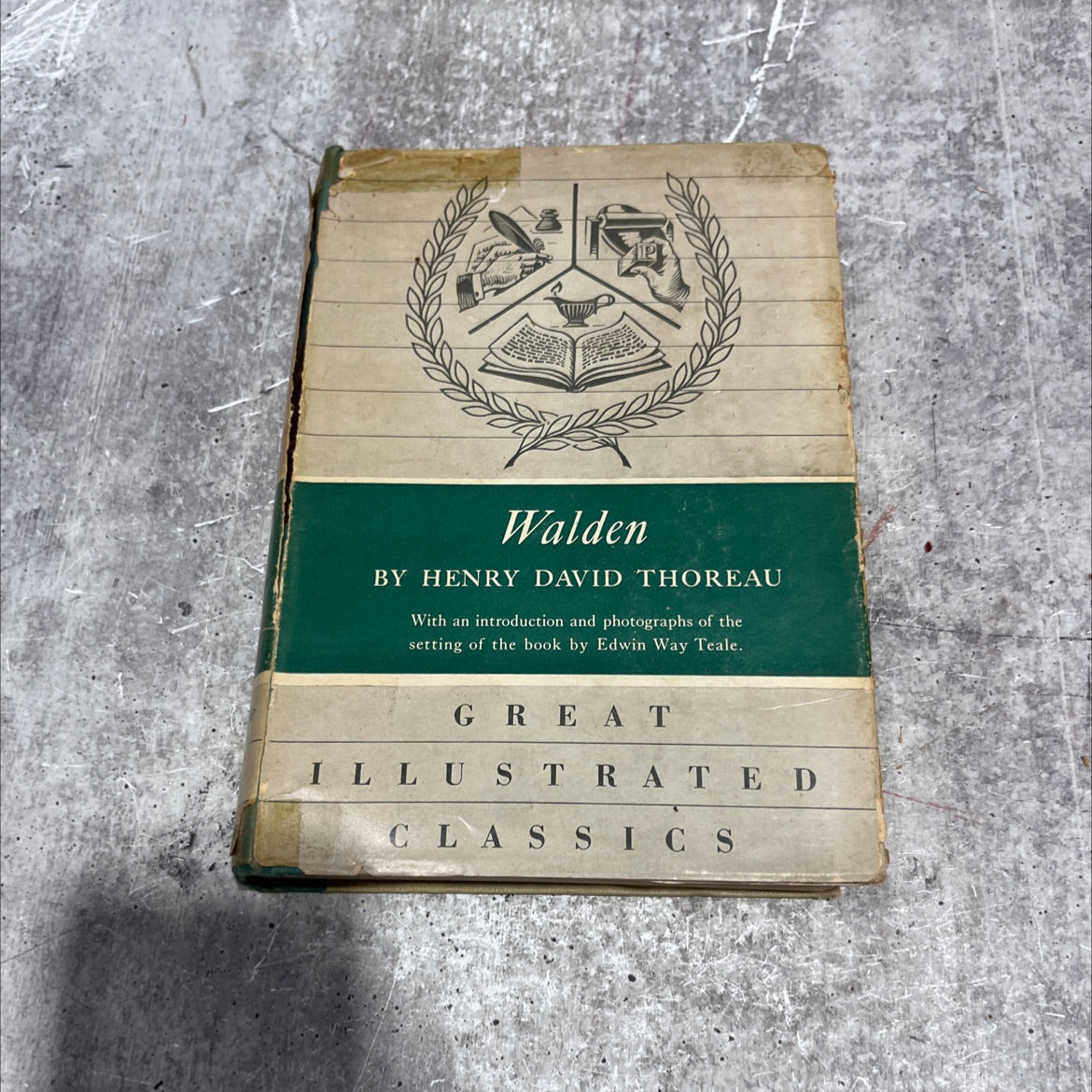 walden or life in the woods book, by henry d. thoreau, 1946 Hardcover image 1