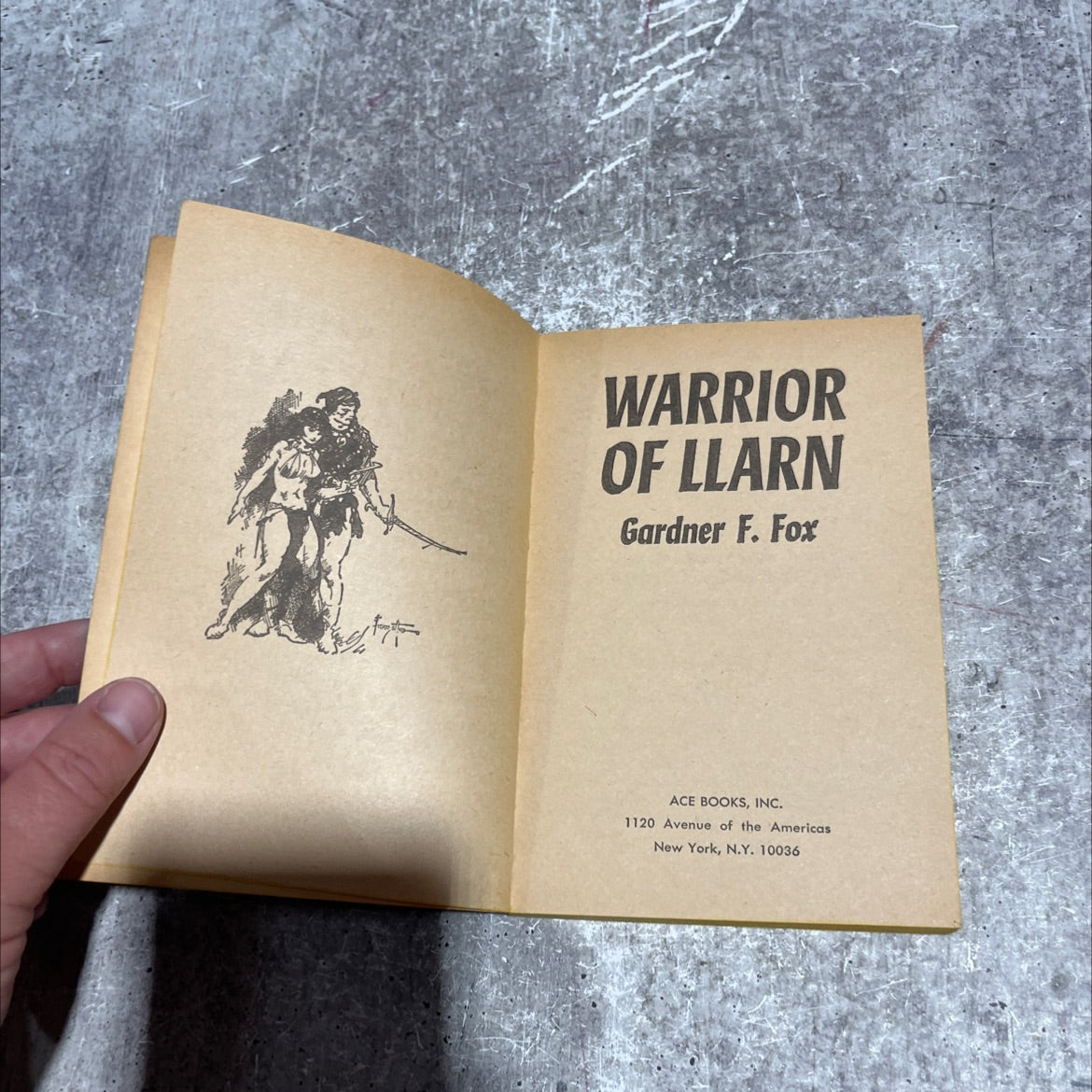 warrior of llarn book, by Gardner F. Fox, 1964 Paperback image 2