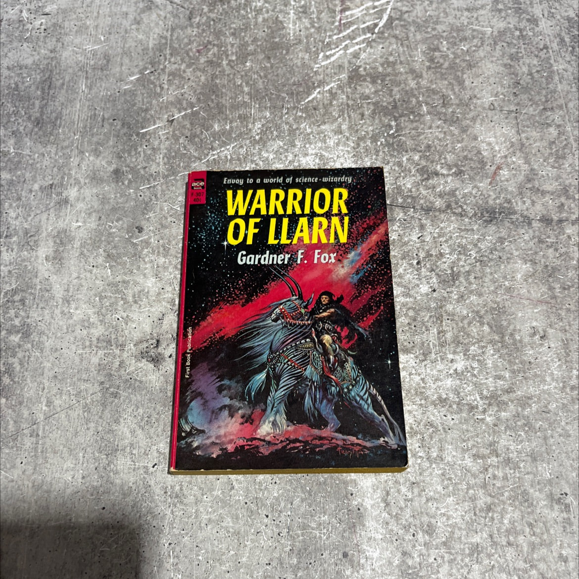 warrior of llarn book, by Gardner F. Fox, 1964 Paperback image 1