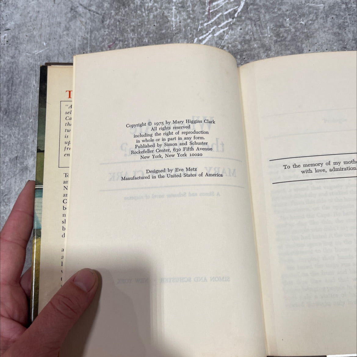 where are the children? book, by mary higgins clark, 1975 Hardcover image 3